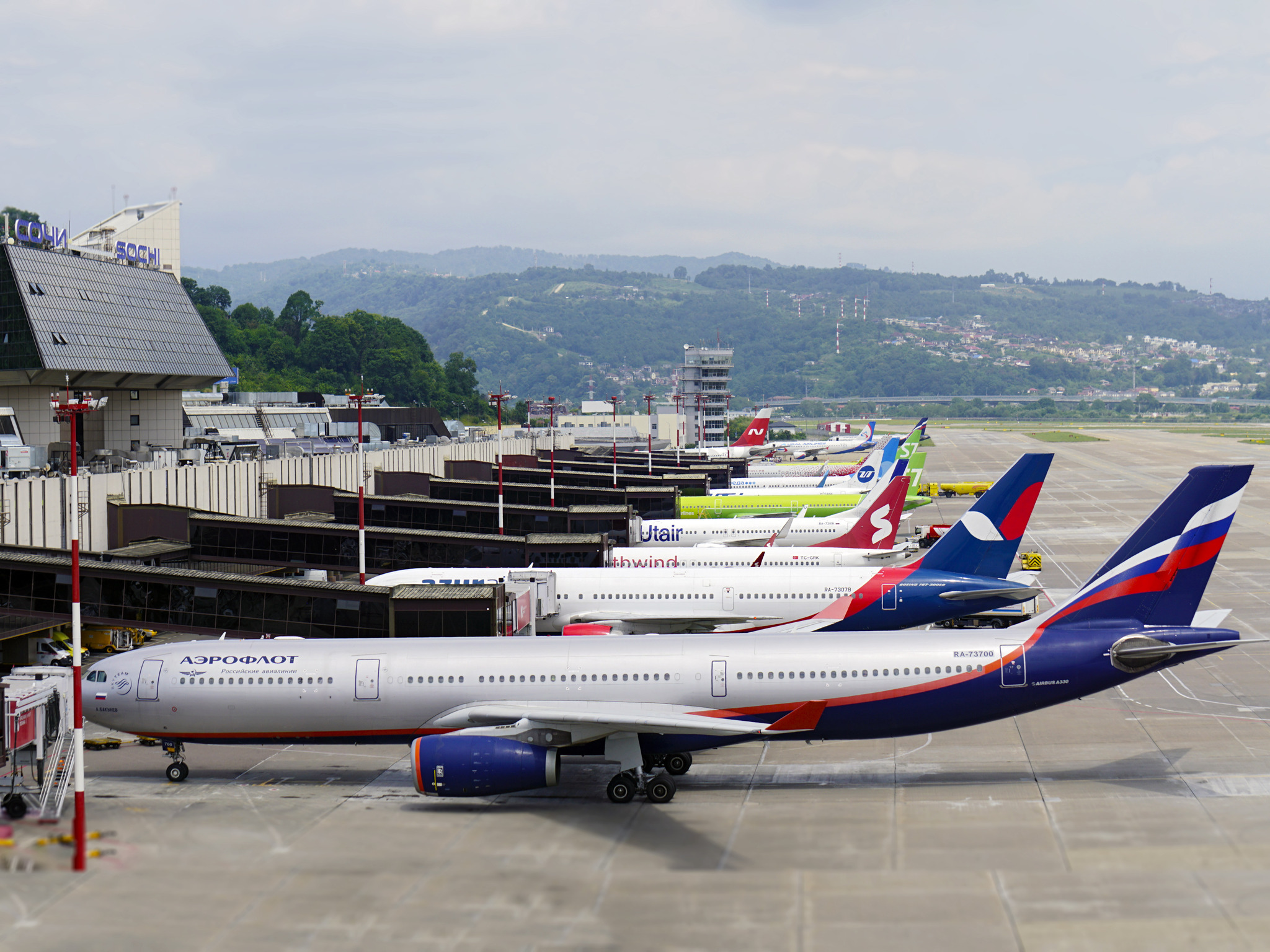 They stand aside... - My, Aeroflot, Spotting, Aviation, The airport, Airbus A330, Airbus, Platform, The photo, civil Aviation, Sochi