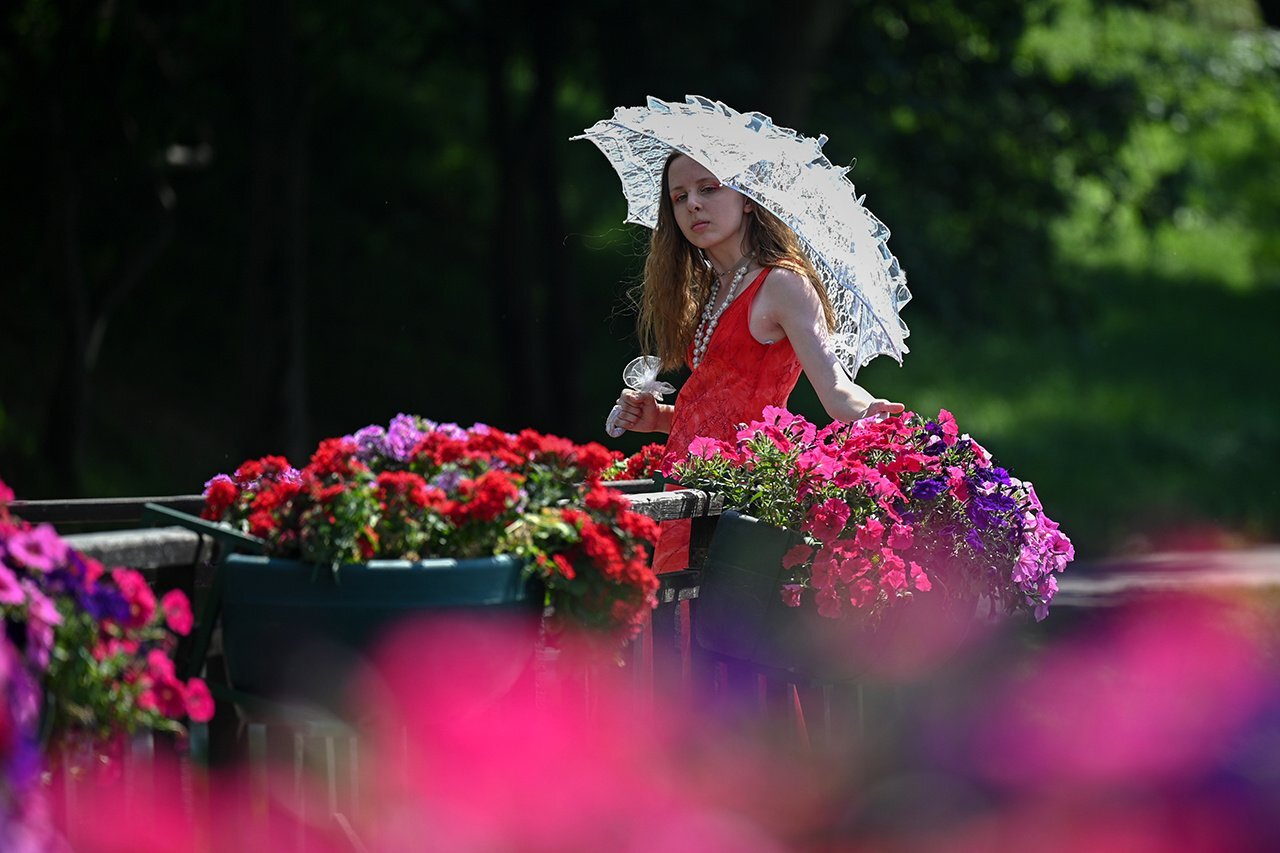 How Muscovites cope with record heat. Photo report - Weather, Moscow, Townsfolk, Heat, The photo, Longpost