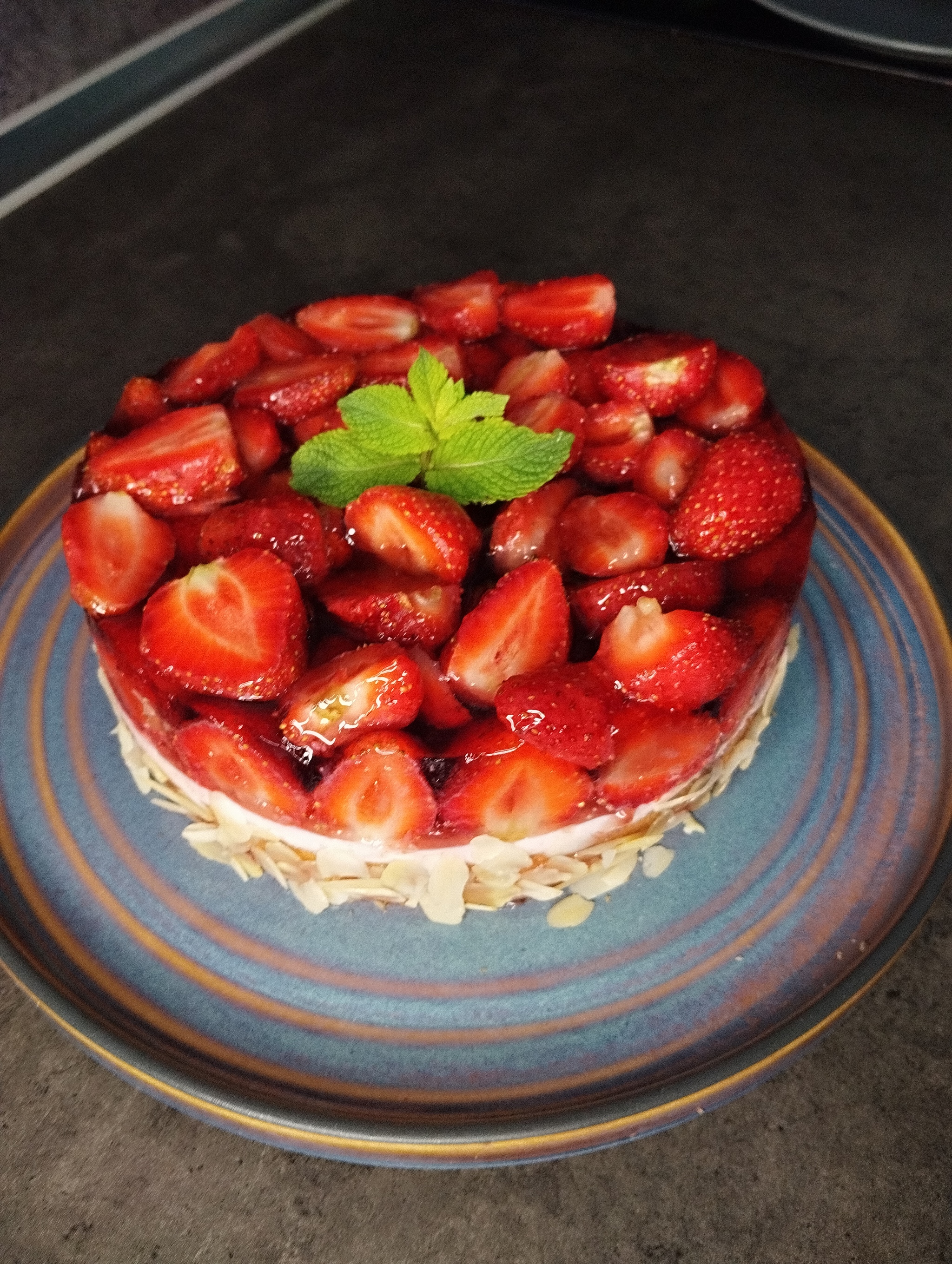 Strawberry yogurt cake - My, Recipe, Dessert, Sweets, Food, Serving dishes, Ingredients, Strawberry cake, Longpost