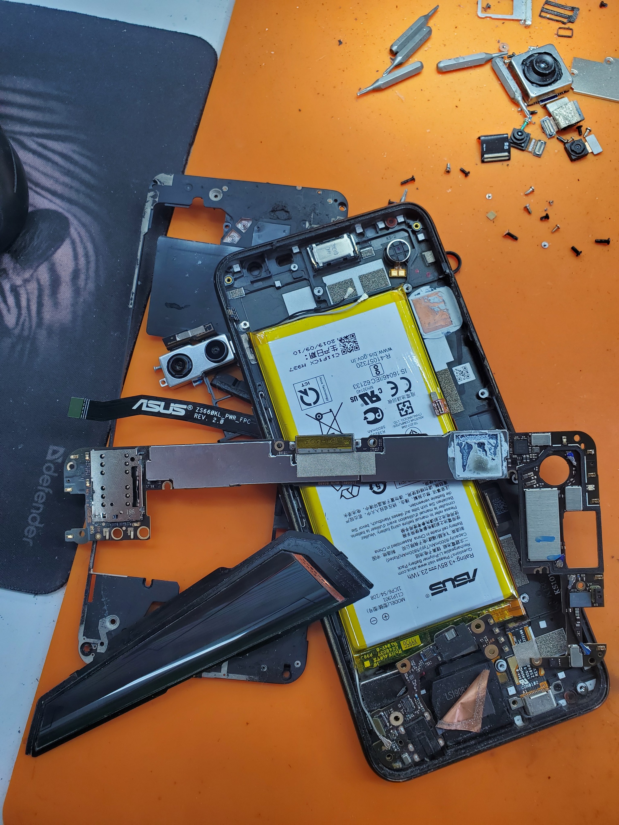 Old, but not useless. Asus RogPhone 2 does not turn on, reboots and other joys - My, Moscow, Repair of equipment, Asus RoG, Rebolling, Bga, Expensive, Longpost