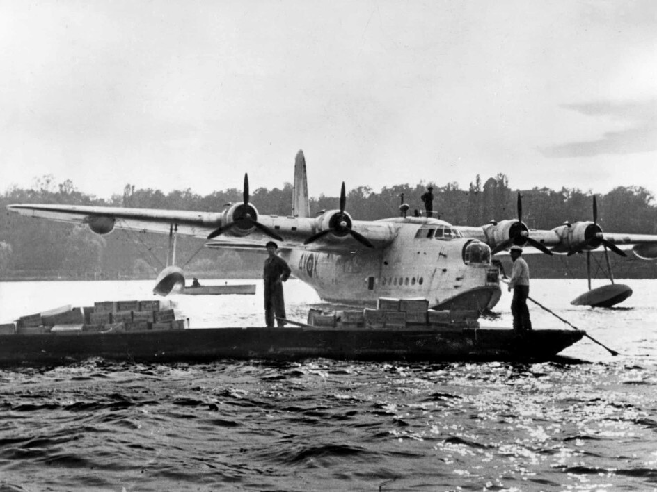 Siege Berlin - The Second World War, Cold war, USA, Great Britain, Germany, Aviation, Military equipment, Airplane, Berlin, Logistics, History (science), Historical photo, Old photo, The photo, the USSR, An occupation, Blockade, The rescue, Humanitarian aid, Longpost