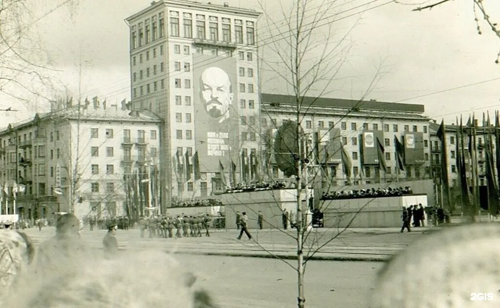 The history of the failed Stalinist high-rise building in Stalinsk and what happened to it - My, Local history, Travel across Russia, Architecture, Stalinist architecture, Stalinskaya high-rise, Kemerovo region - Kuzbass, Novokuznetsk, Building, The photo, Longpost