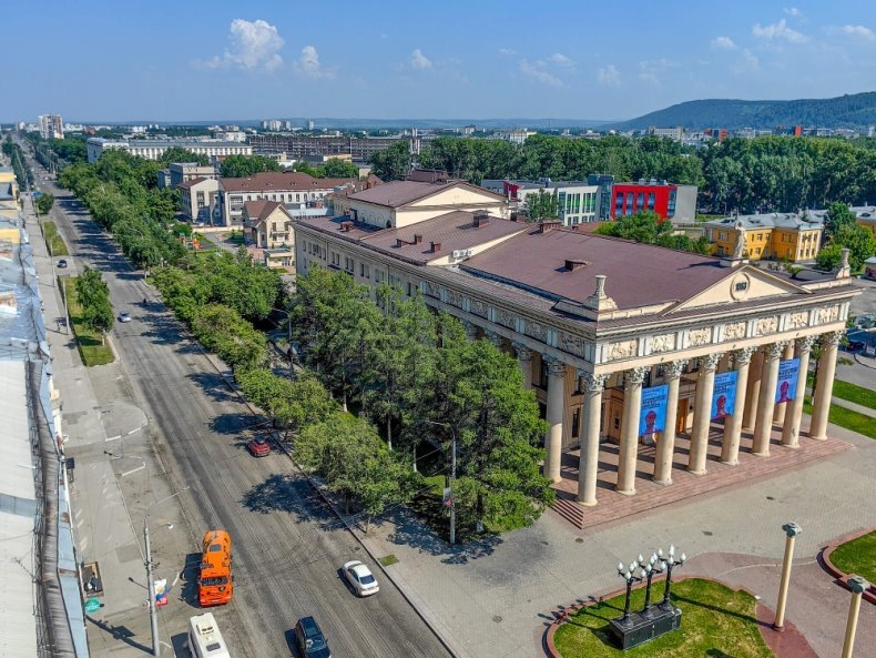 The history of the failed Stalinist high-rise building in Stalinsk and what happened to it - My, Local history, Travel across Russia, Architecture, Stalinist architecture, Stalinskaya high-rise, Kemerovo region - Kuzbass, Novokuznetsk, Building, The photo, Longpost