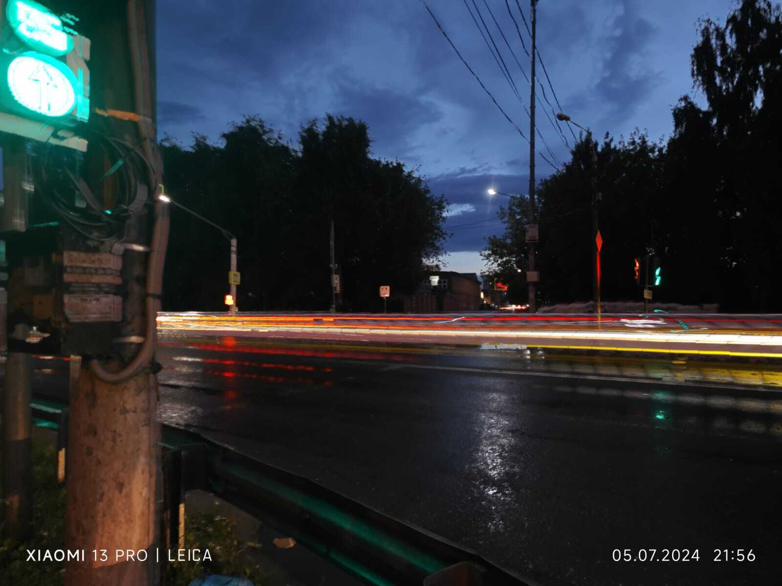 Night street lantern - My, Mobile photography, Night shooting, Longpost, City walk