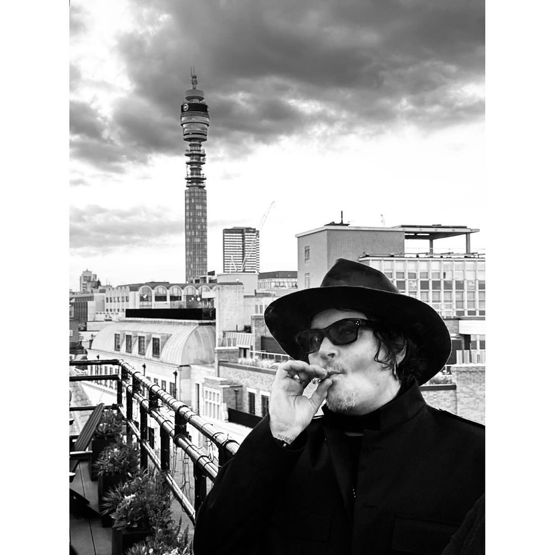 Johnny Depp pays tribute to the late Jeff Beck with a performance in London - Johnny Depp, Jeff Beck, Jimmy Page, Billy Gibbons, Celebrities, Actors and actresses, The singers, Concert, London, Great Britain, Musicians, Longpost, The photo, Black and white photo