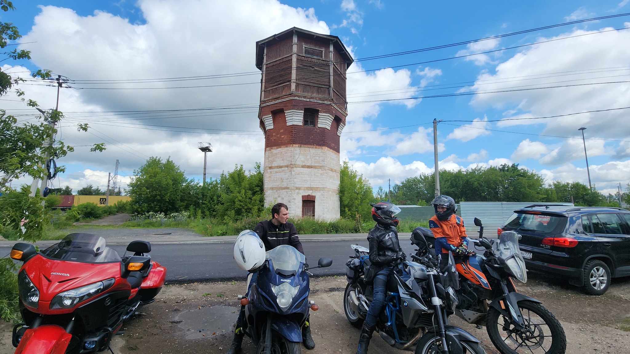 Three steps from the house - Gzhel - My, Moto, 3stephouse, Motorcyclists, Museum, Gzhel, Lake, Career, Longpost