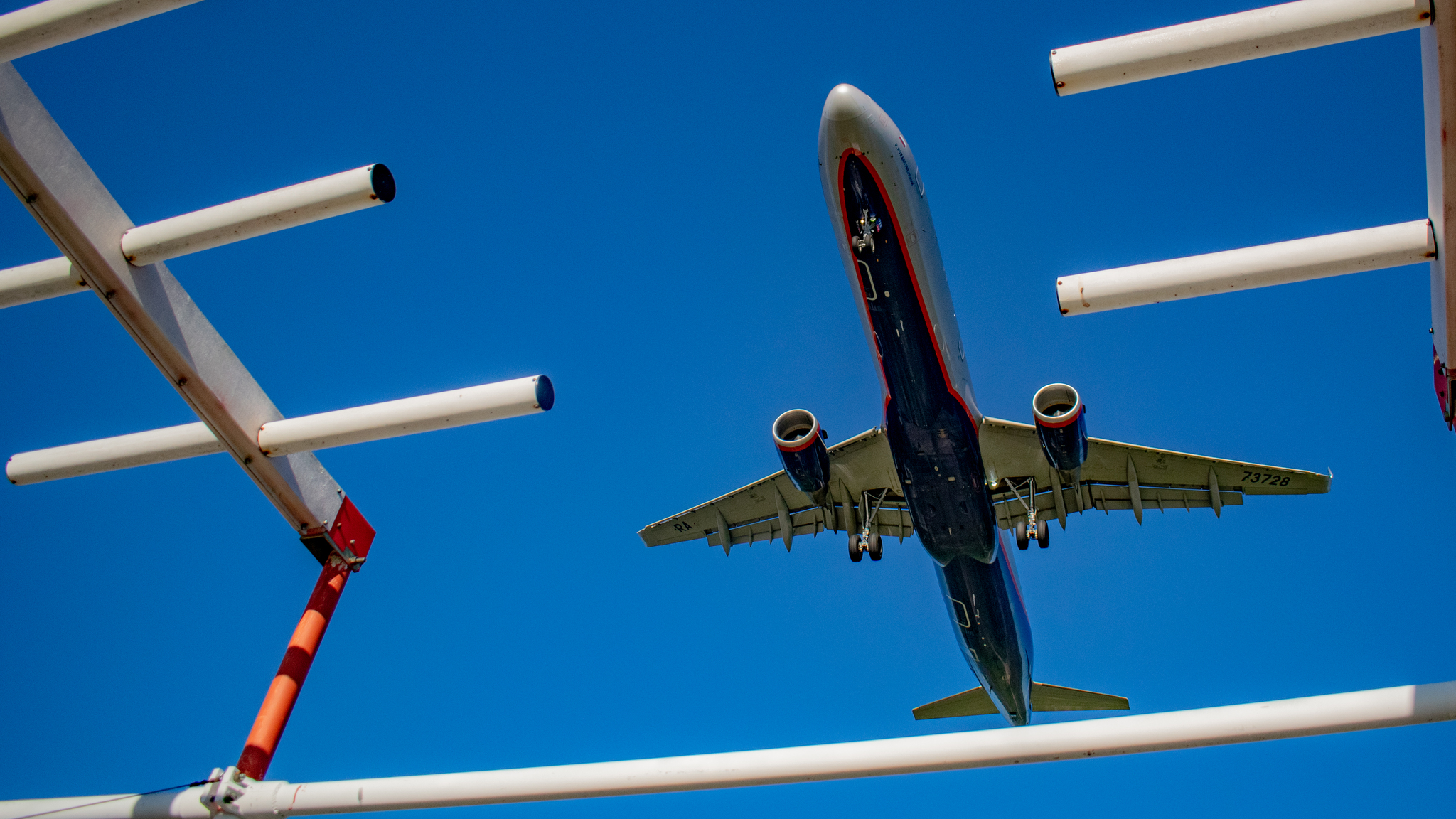 Spotting at the airport in Surgut, 07/07/2024 - My, Surgut, KhMAO, The airport, Spotting, The photo, Airplane, Aviation, Summer, Longpost