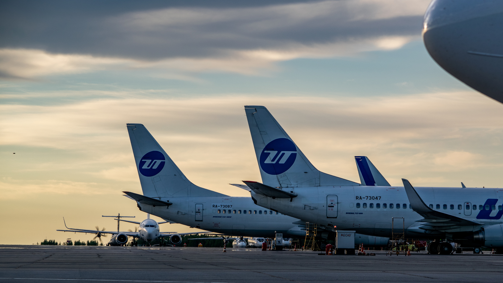 Spotting at the airport in Surgut, 07/07/2024 - My, Surgut, KhMAO, The airport, Spotting, The photo, Airplane, Aviation, Summer, Longpost