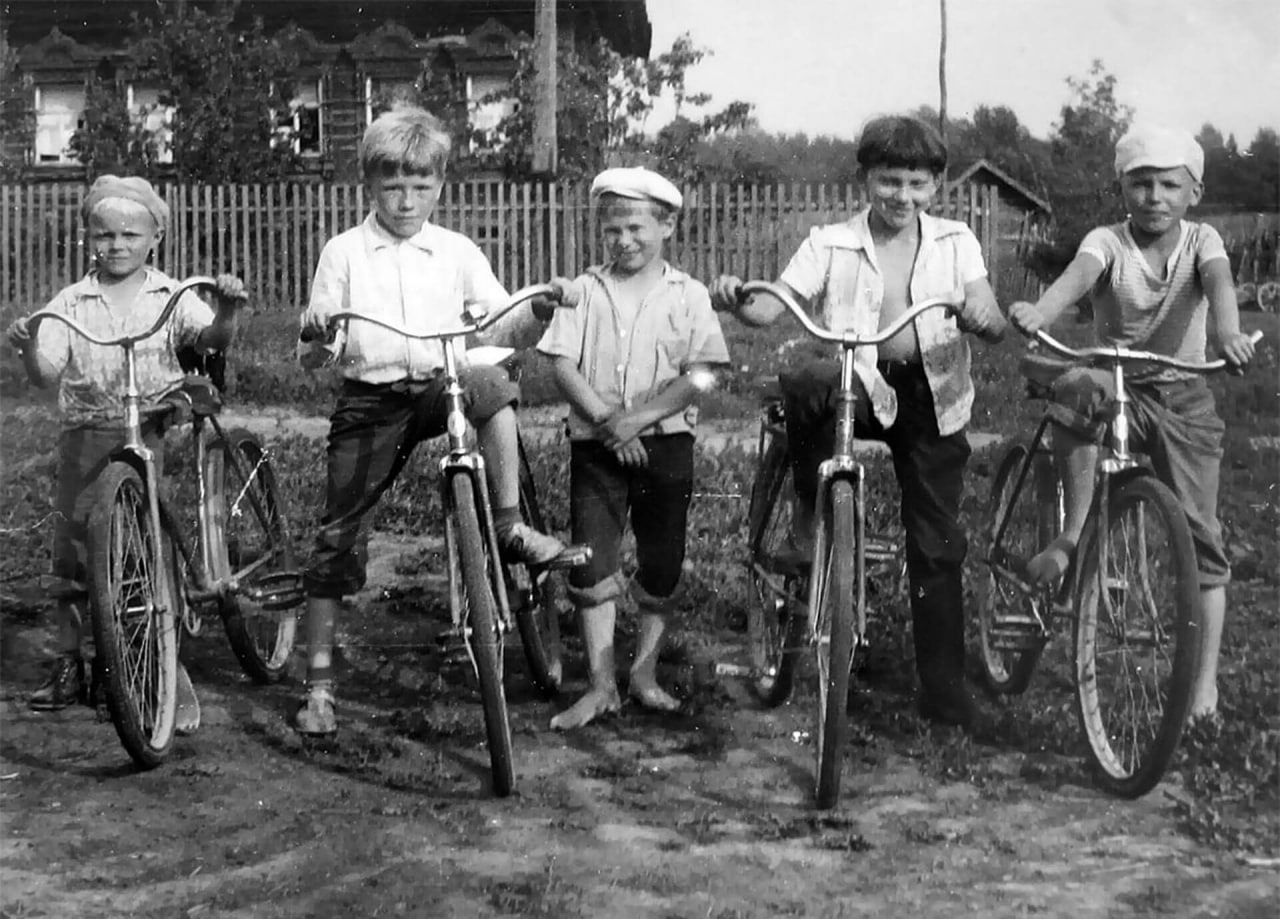 This is how a real childhood summer went - Summer, Childhood, River, Bathing, Village, Swing, Fishing, Made in USSR, Childhood in the USSR, Childhood memories, Memories, the USSR, 60th, 70th, 80-е, Youth, Memory, Film, Youth, Past, Telegram (link), Longpost