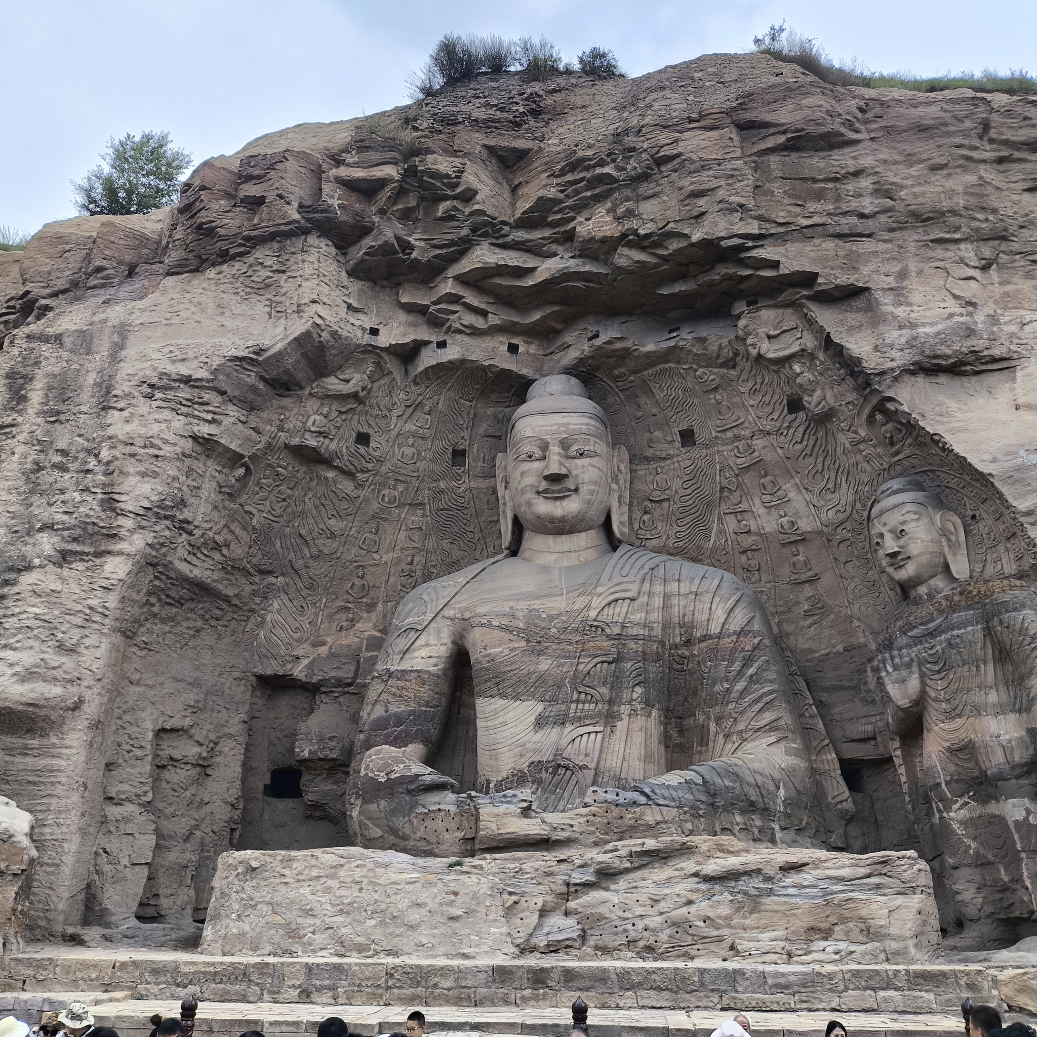 Diary of a trip to Melanesia. China. Day 19. Yungang Grottoes - My, Life stories, Travels, Drive, Hitch-hiking, Good people, China, Around the world, Grotto, Caves, Informative, Buddhism, Туристы, Video, Longpost