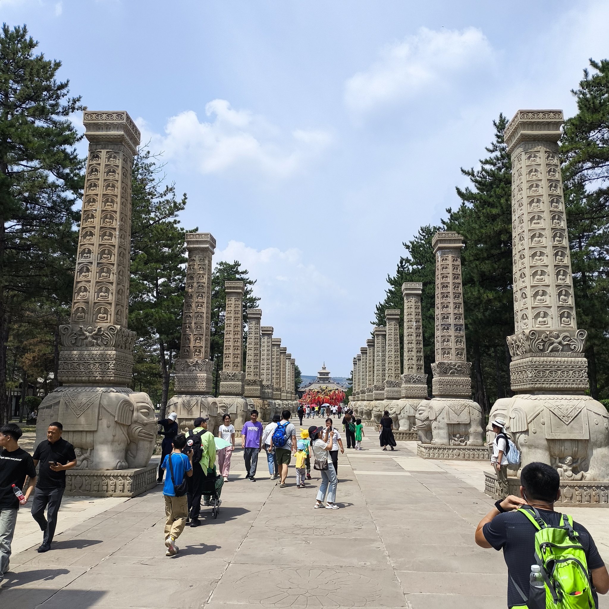 Diary of a trip to Melanesia. China. Day 19. Yungang Grottoes - My, Life stories, Travels, Drive, Hitch-hiking, Good people, China, Around the world, Grotto, Caves, Informative, Buddhism, Туристы, Video, Longpost