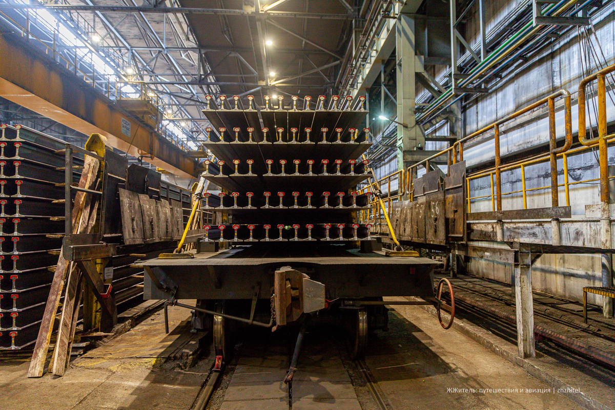 How they make 100-meter rails in Russia - My, Russian production, Kemerovo region - Kuzbass, Novokuznetsk, Metallurgy, Railway, Rails, The photo, Industry, How is it done, Production, Import substitution, Longpost