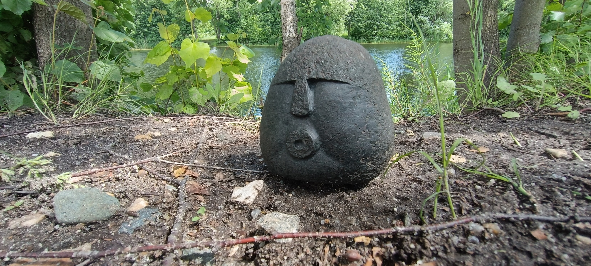 Another huyumbula - My, Uff stones, Stone carving, Handmade, A rock, Engraver, Strawberry (plant), Longpost, Needlework without process