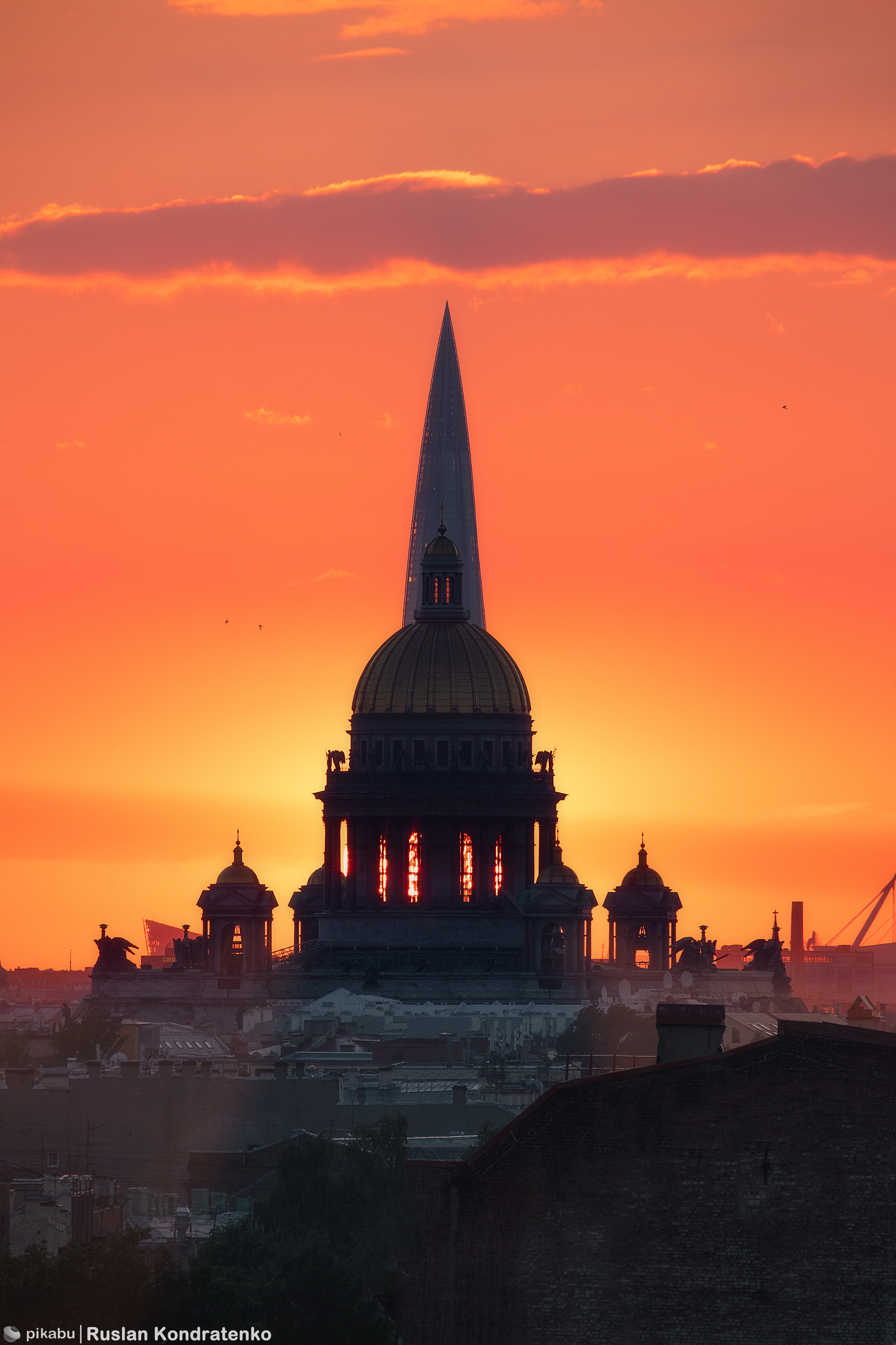 Lakhta Center and St. Isaac's Cathedral on the same line of sight - My, Saint Petersburg, The photo, Canon, Town, Collage, Sunset, Evening, Longpost, Lakhta, Lakhta Center, Saint Isaac's Cathedral, Video, Vertical video