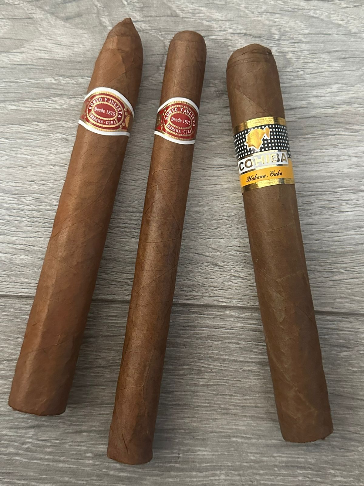 Are there any smoking Cuban cigars here? - My, Tsatski & Cigars, Cigar, Question, Ask Peekaboo