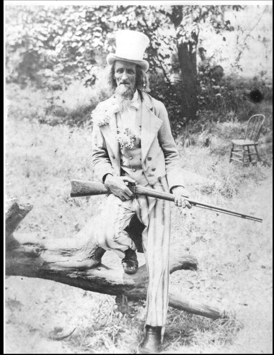 (from reddit) My great-great-great-grandfather, sometime in the late 1800s - Reddit, Retro, Black and white photo