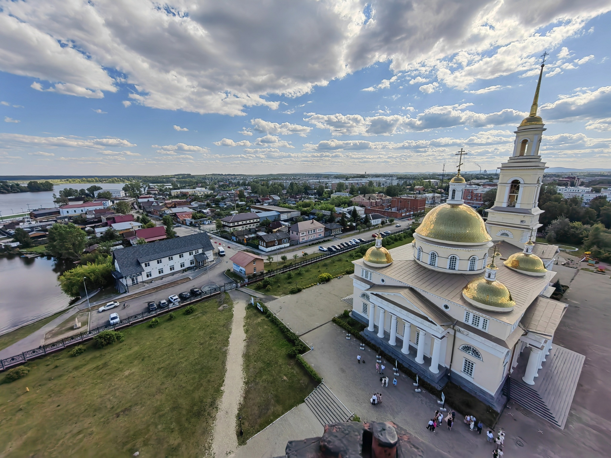 Путешествие по Уралу на УАЗе, часть 11: Невьянск, наклонная башня - Моё, Автопутешествие, Путешествие по России, Путешествия, Урал, Невьянск, Невьянская башня, Свердловская область, УАЗ, Видео, Вертикальное видео, Длиннопост