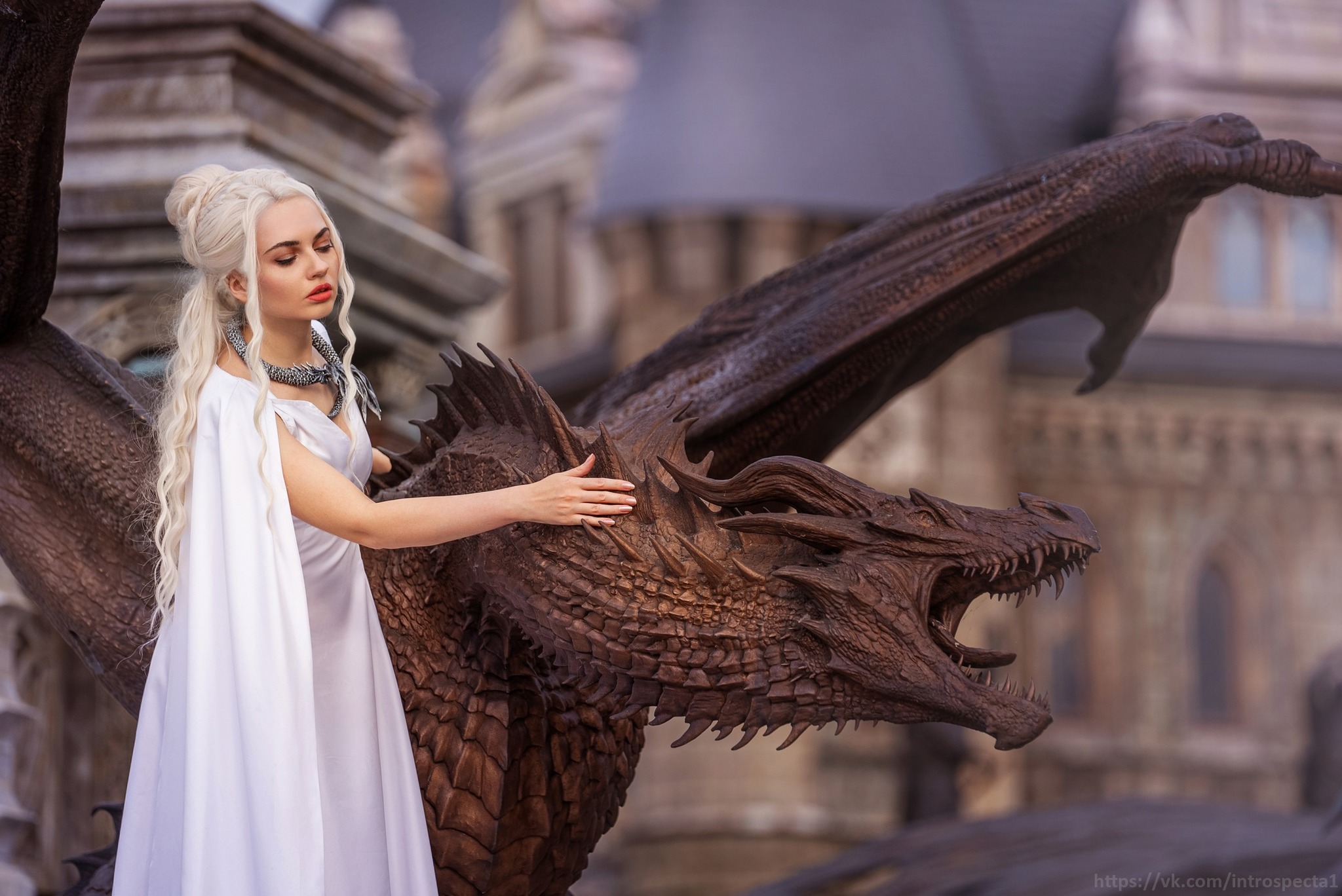 Cosplay Daenerys Targaryen and her dragons. Garibaldi Castle - My, Cosplay, Cosplayers, PHOTOSESSION, Girls, The photo, Garibaldi Castle, The Dragon, Mother of dragons, Daenerys Targaryen, Game of Thrones, Serials, House of the Dragon, Targaryen, PLIO, Longpost