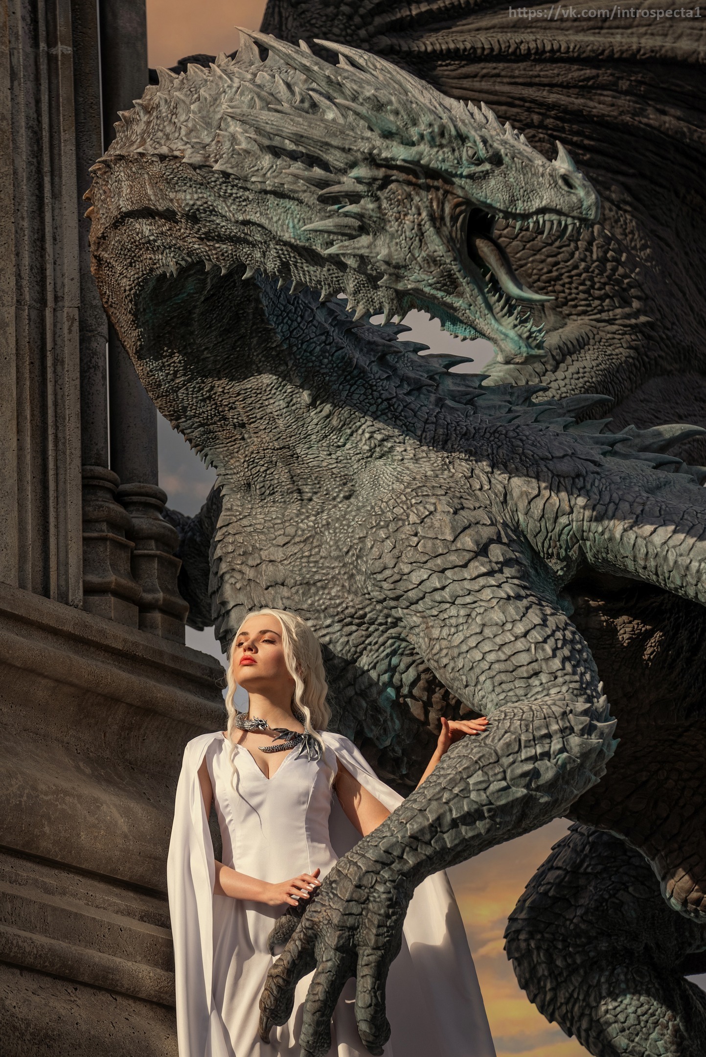 Cosplay Daenerys Targaryen and her dragons. Garibaldi Castle - My, Cosplay, Cosplayers, PHOTOSESSION, Girls, The photo, Garibaldi Castle, The Dragon, Mother of dragons, Daenerys Targaryen, Game of Thrones, Serials, House of the Dragon, Targaryen, PLIO, Longpost