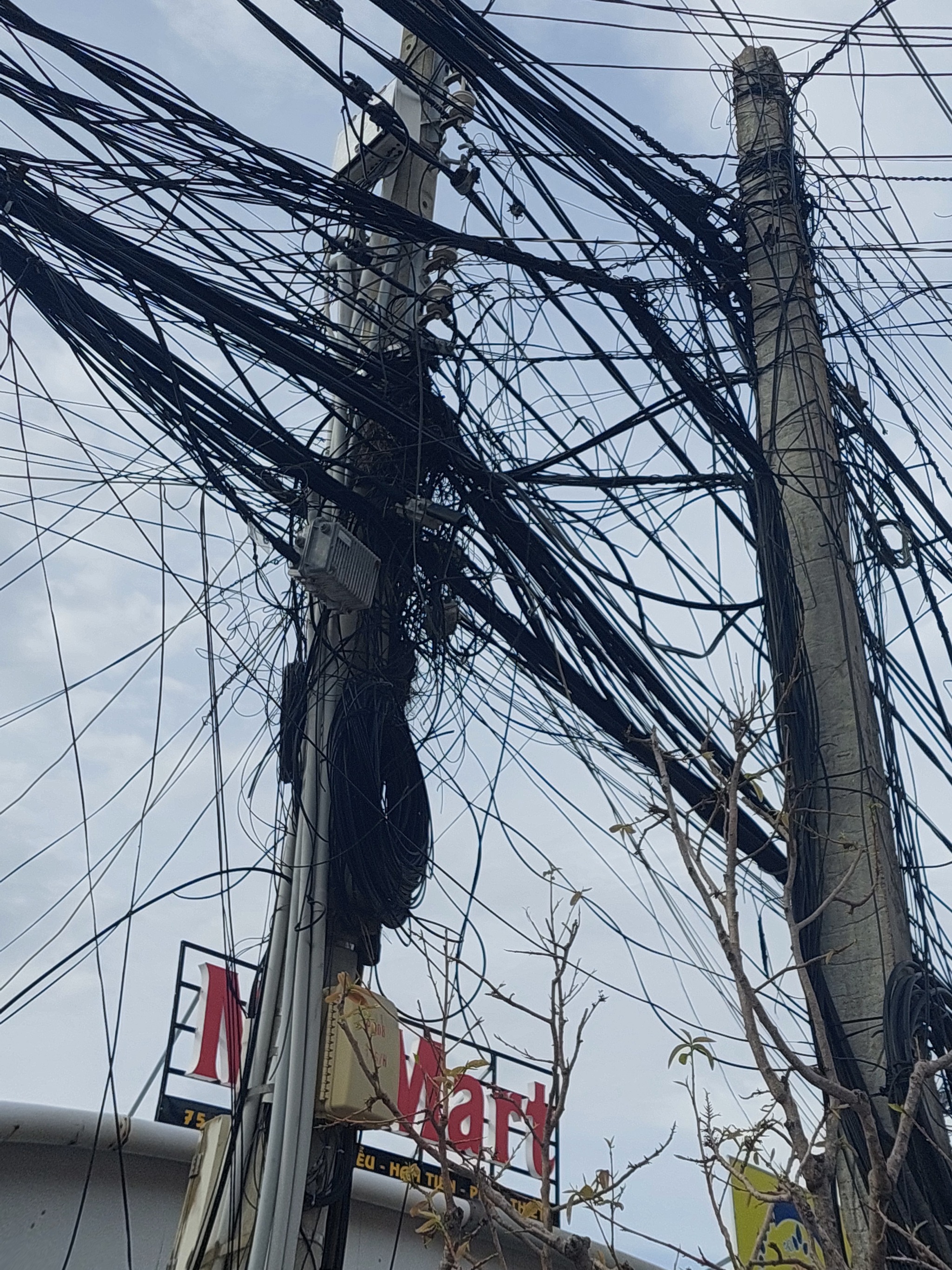 Vietnamese dream of a Russian electrician - My, Электрик, Vietnam, Asia, Shock, Electrician, Longpost