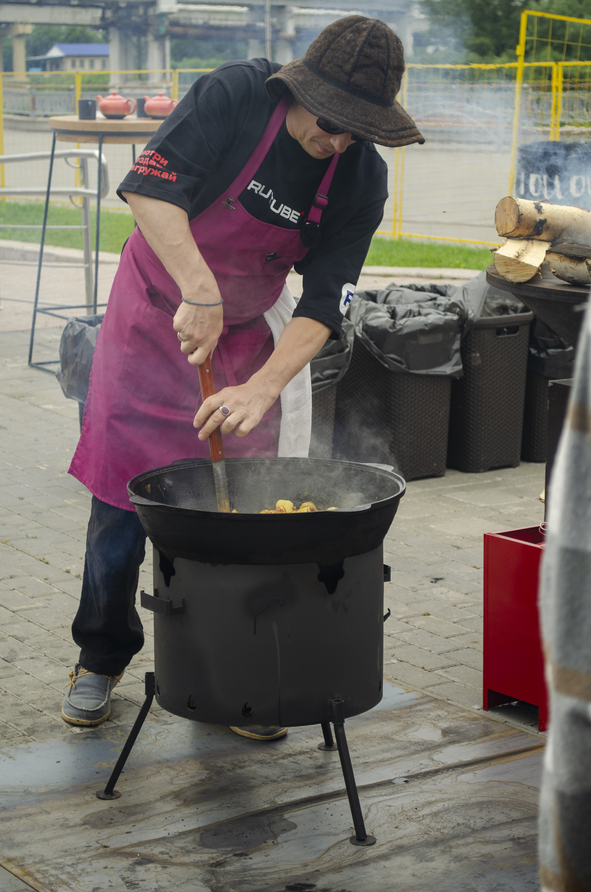 A post about how I visited the show “Vasya will feed” - Tyumen, Food, Preparation, Event, Video, Longpost, The photo, My, Vasily Emelianenko