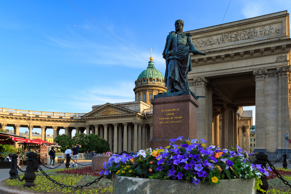 Walking around St. Petersburg, near the Kazan Cathedral - My, Saint Petersburg, Kazan Cathedral, Nevsky Prospect, Longpost