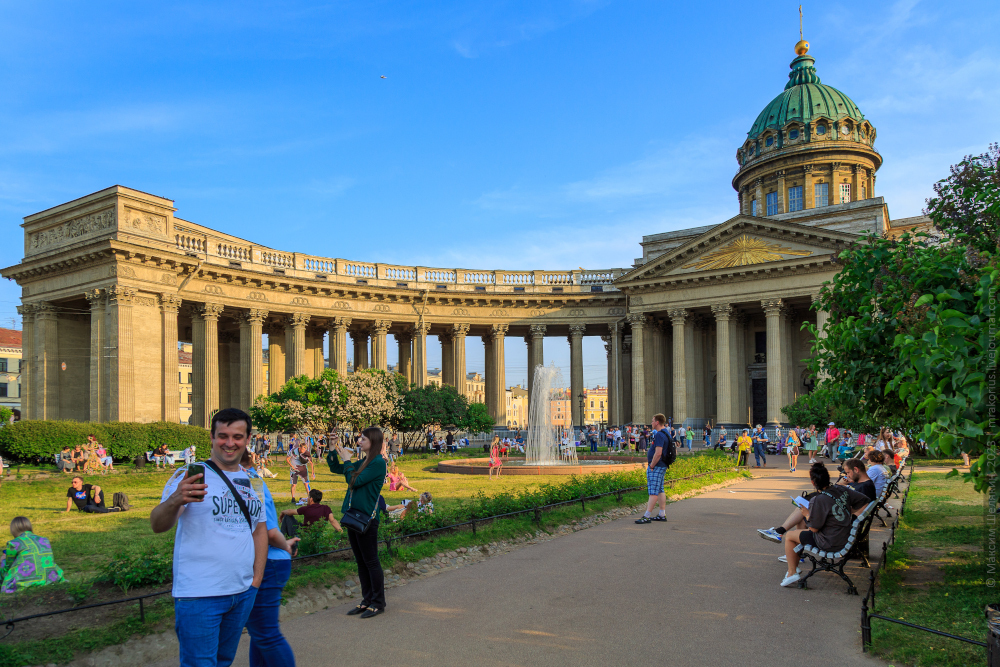 Walking around St. Petersburg, near the Kazan Cathedral - My, Saint Petersburg, Kazan Cathedral, Nevsky Prospect, Longpost