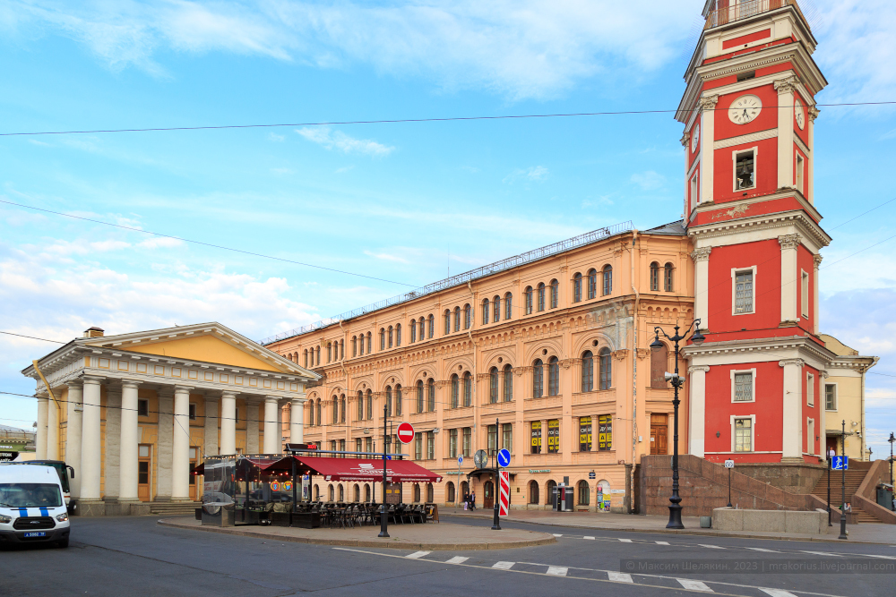 Walking around St. Petersburg, near the Kazan Cathedral - My, Saint Petersburg, Kazan Cathedral, Nevsky Prospect, Longpost