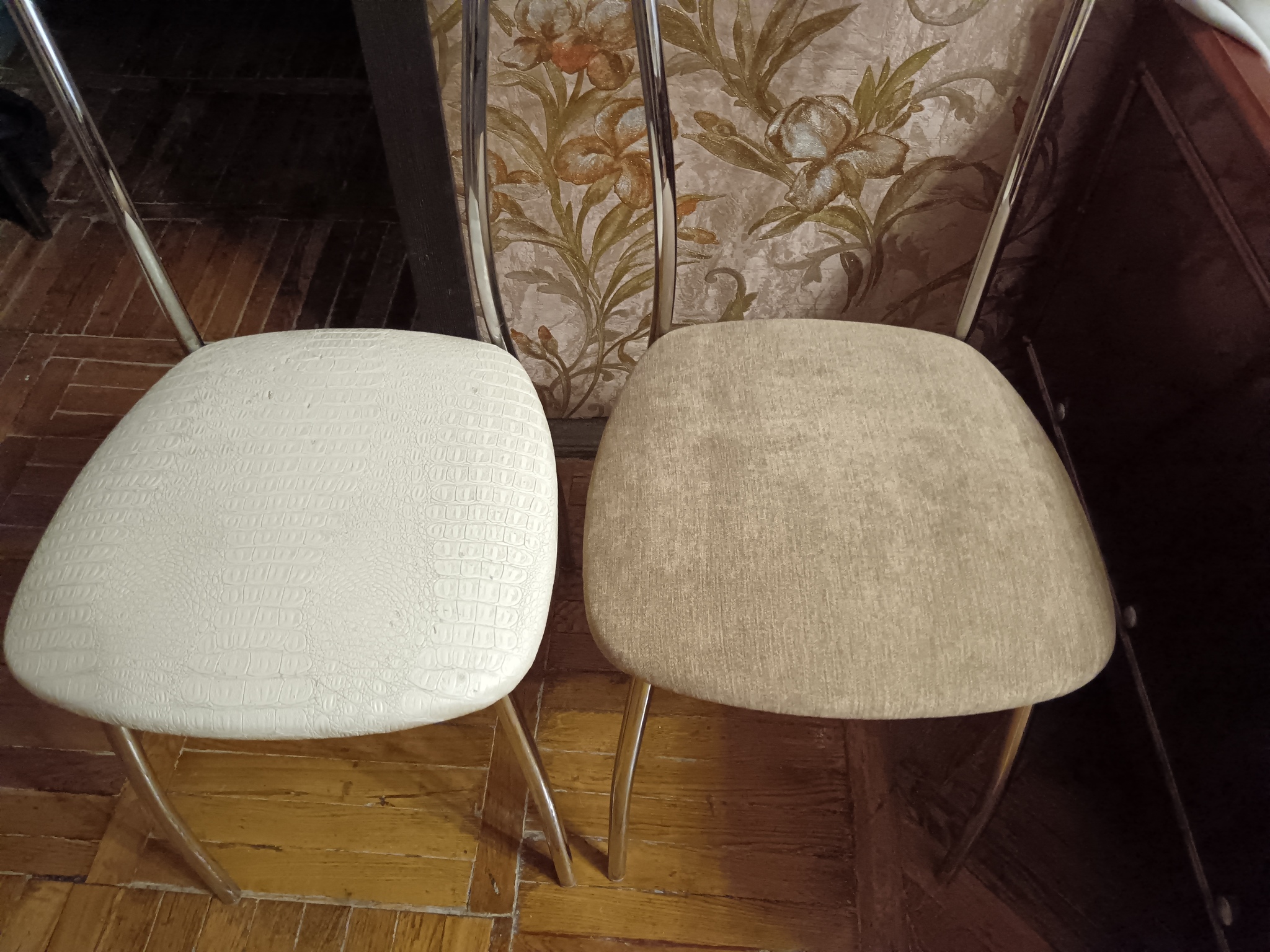 White crocodile leather kitchen chairs - My, Restoration, Repair, Chair, Recovery, Furniture, Padding, Longpost