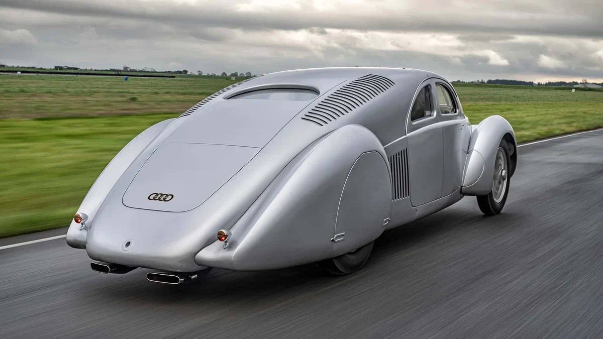 Audi построила спорткар с V16 мощностью 520 л.с. по чертежам 1935 года - Транспорт, Авто, Автомобилисты, Audi, Ретроавтомобиль, Telegram (ссылка), Длиннопост