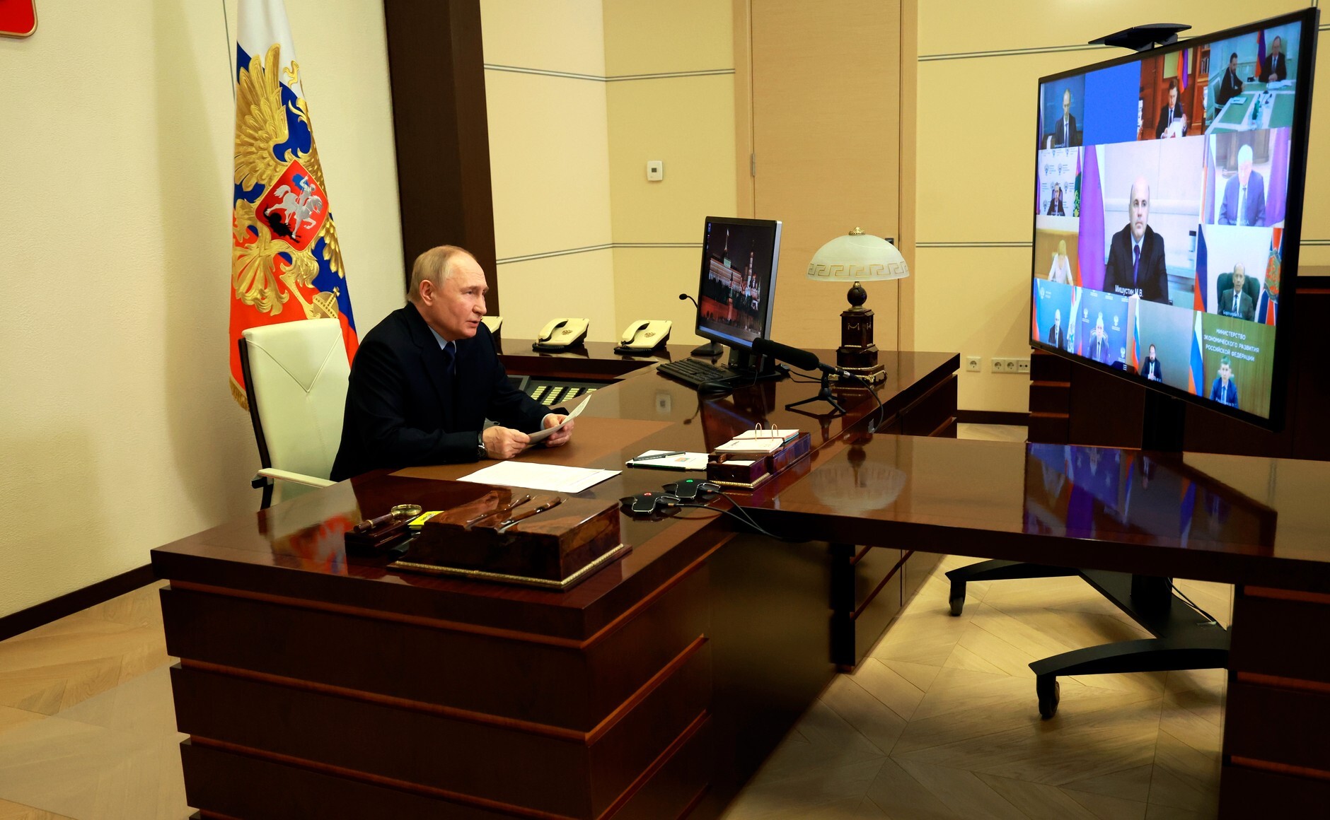 Vladimir Putin announced the need to move to a wider implementation of the digital ruble - news, Russia, Politics, Economy, Vladimir Putin, Business, Peace, Bank, Central Bank of the Russian Federation, Digital Ruble, Bitcoins, Currency, Investments, IT, Cryptocurrency, Bank card, Wallet, Webmoney, Digital technology, Video, Video VK, Longpost