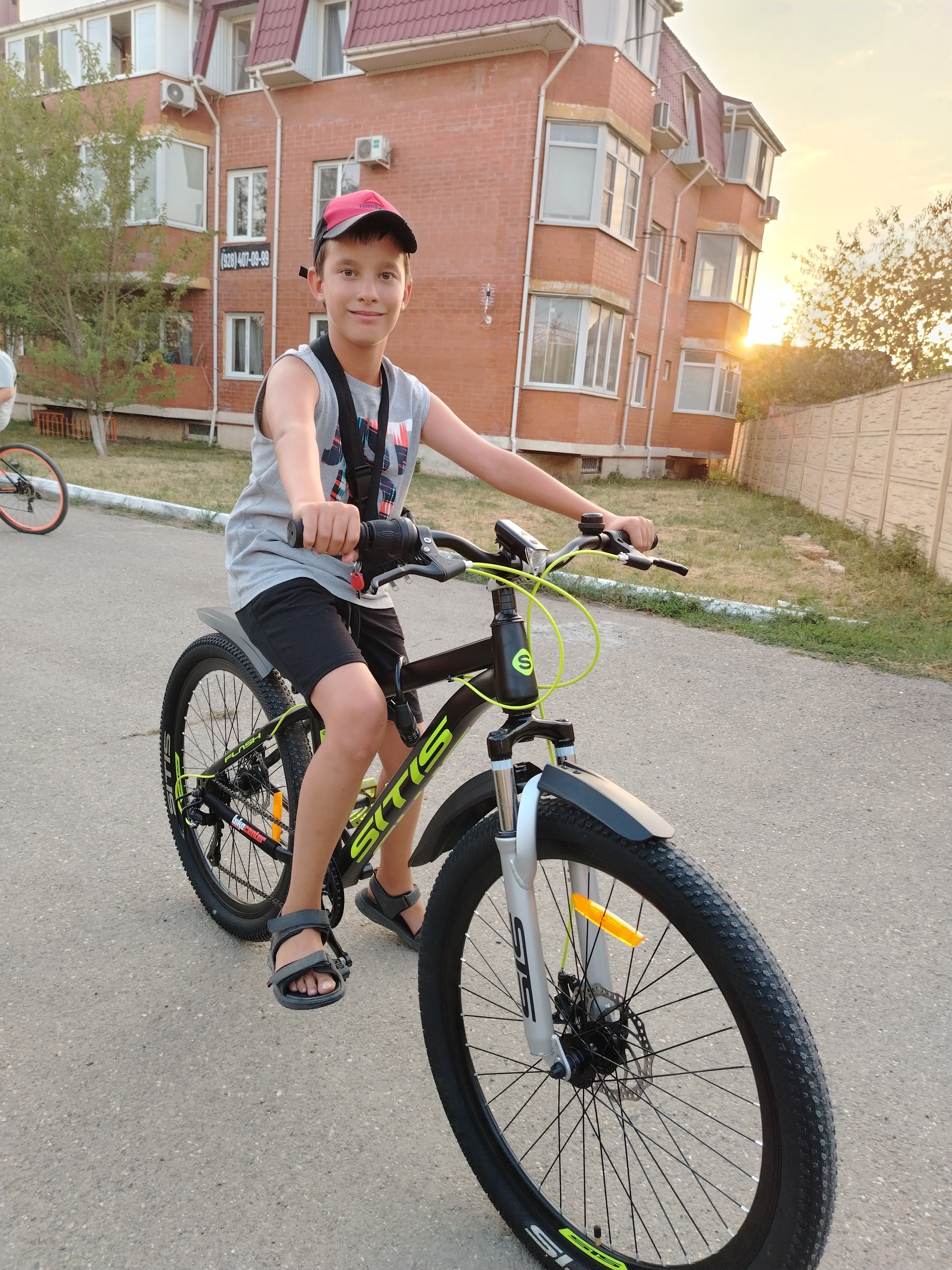 Pikabushniki, you just took it and made one 11-year-old person happy! - My, Kindness, A son, A bike, Friends, Positive, The strength of the Peekaboo, Happiness, Longpost, Gratitude