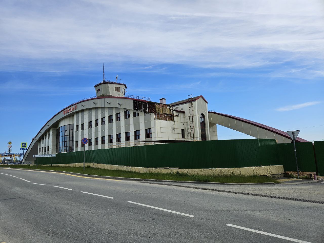 Из Салехарда в Воркуту по самой красивой железной дороге. Продолжаю рассказ  о путешествии туда, куда мало кто ездит | Пикабу