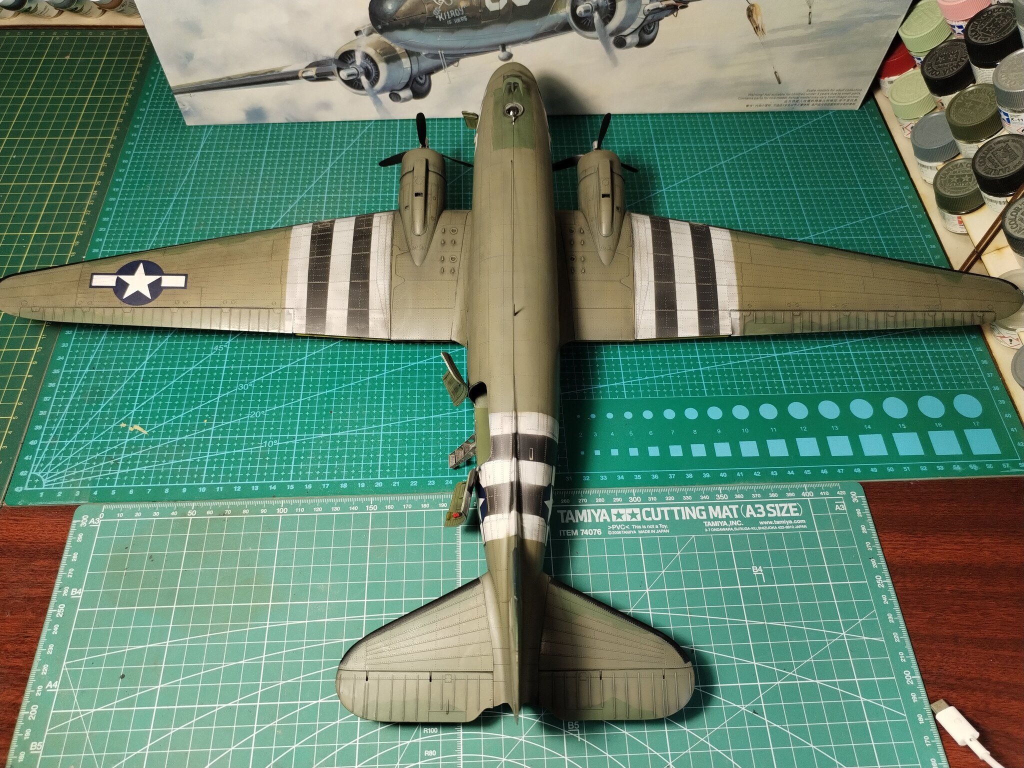 Skytrain Douglas C-47  1/48  Trumpeter - My, Collecting, Stand modeling, Modeling, The Second World War, day d, Longpost