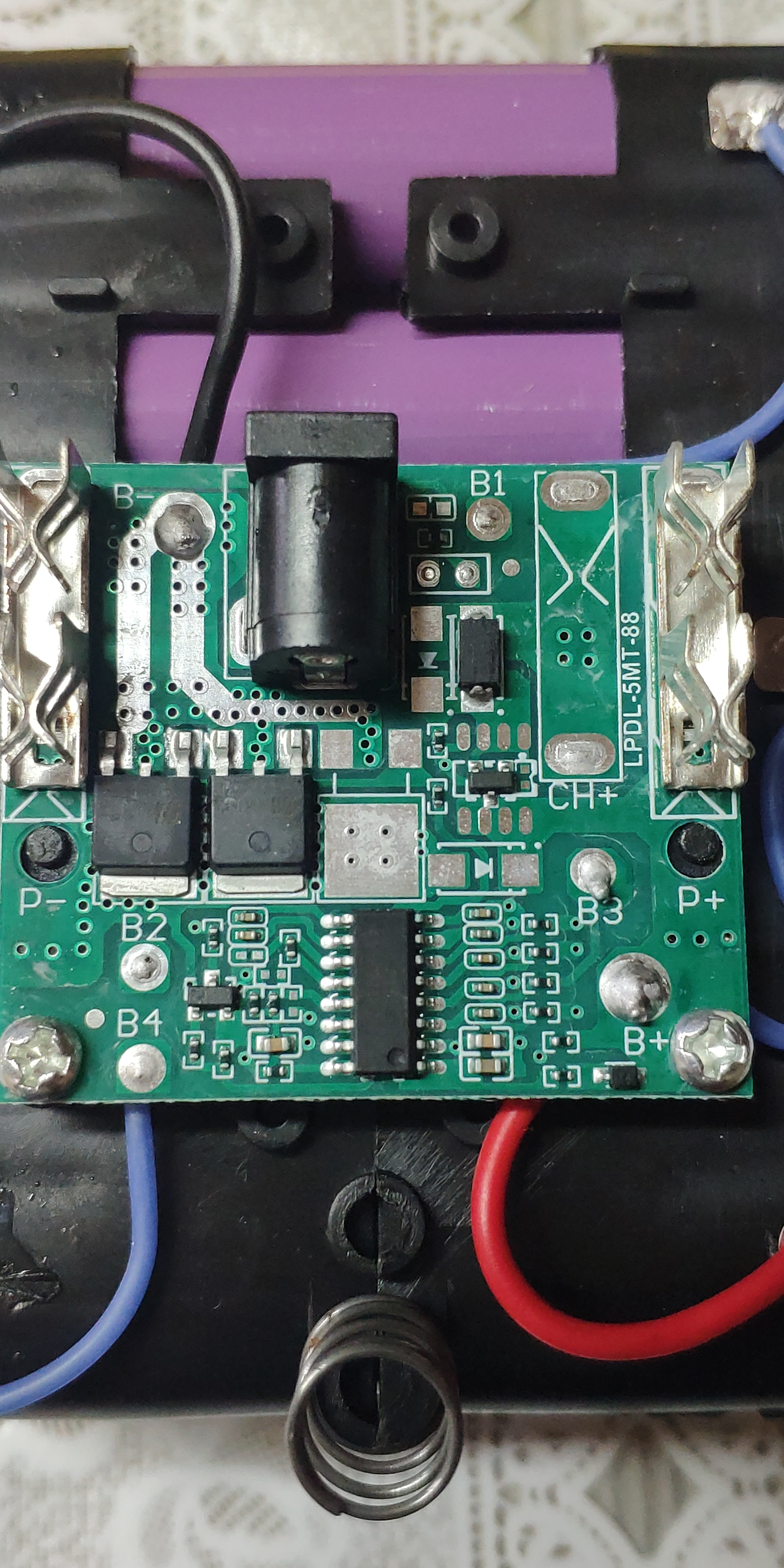 Help from electronics engineers, add batteries to the battery - My, Electronics, Battery, Longpost