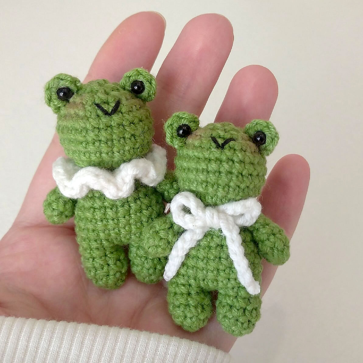 Baby amigurumi frogs. Crochet toy pattern - My, Scheme, Master Class, Amigurumi, Toys, Crochet, Frogs, Toad, Knitted toys, Knitting, Soft toy, Needlework, Needlework without process, With your own hands, Hobby