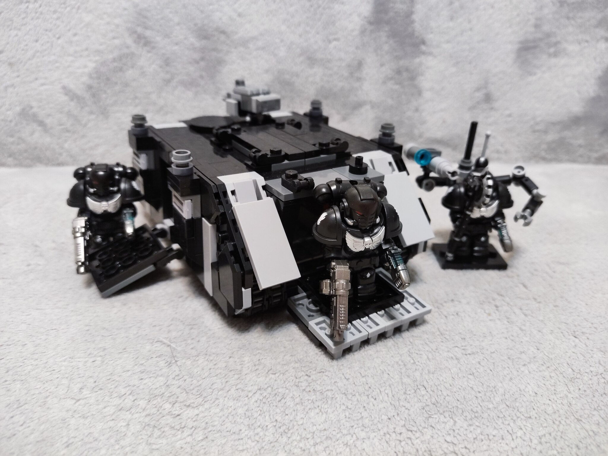 Rhino of the Tenth Legion of the Imperium - My, Warhammer 40k, Lego, Moc, Modeling, Adeptus Astartes, Longpost