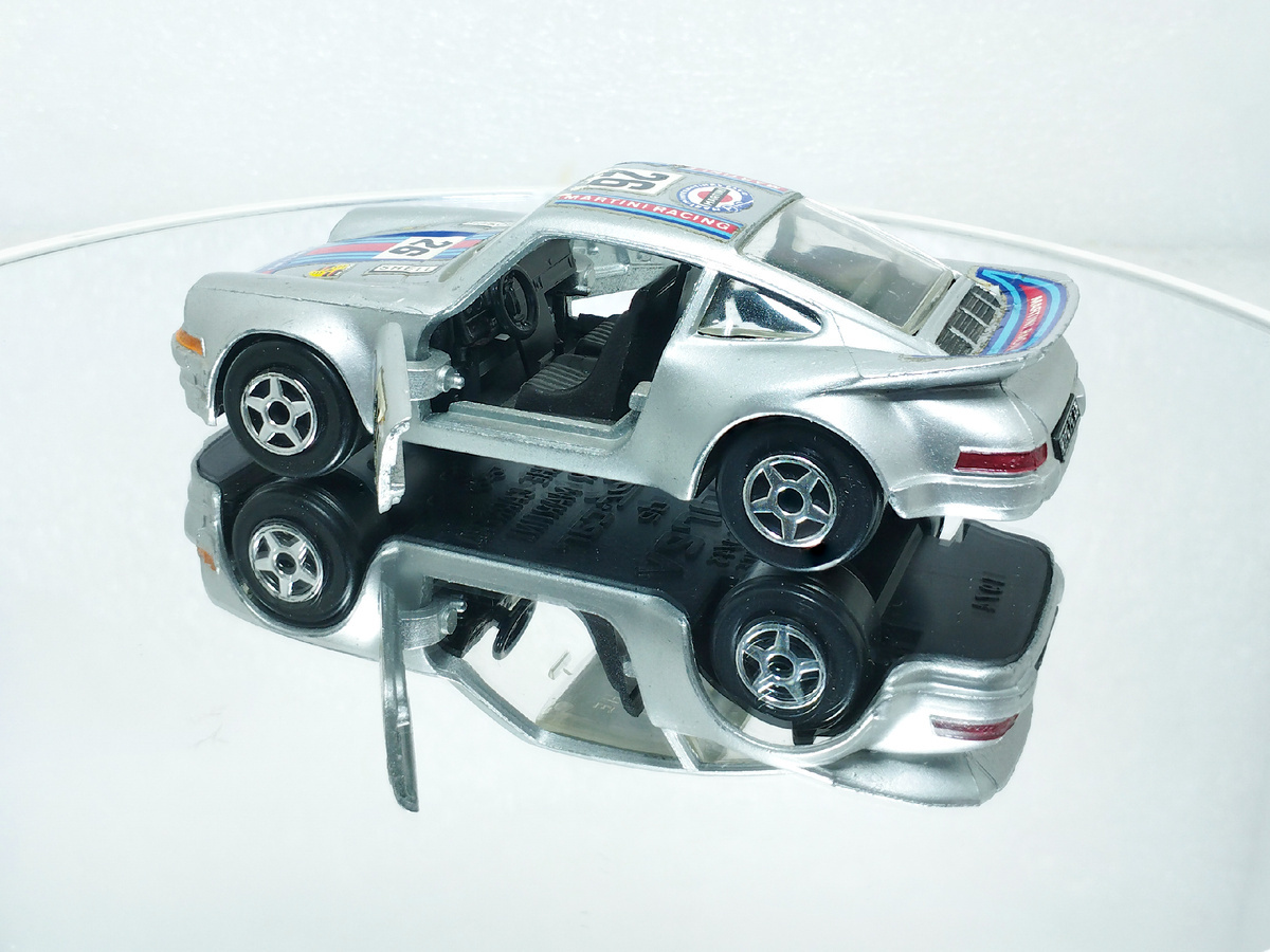 Модель гоночного автомобиля Porsche 911 Carrera RSR из серии Jet-car de Norev в масштабе 1:43 - Моё, Коллекционирование, Масштабная модель, Моделизм, Коллекция, Ретроавтомобиль, Porsche 911, Мартини, Стендовый моделизм, Сержик Моделист, Гоночный, Спорткар, Длиннопост