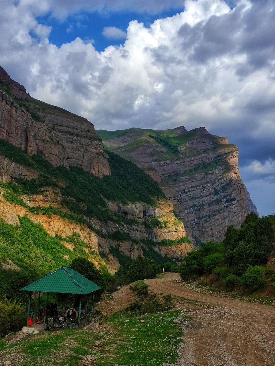 Across the entire Pamirs and Central Asia by bike! 3500 km + Day 23. Still on the road - My, Hike, A bike, Travels, Asia, middle Asia, Туристы, The rocks, Camping, Central Asia, Tajikistan, Pamir, Bike trip, Travelers, Summer, Vacation, Tagil, Longpost