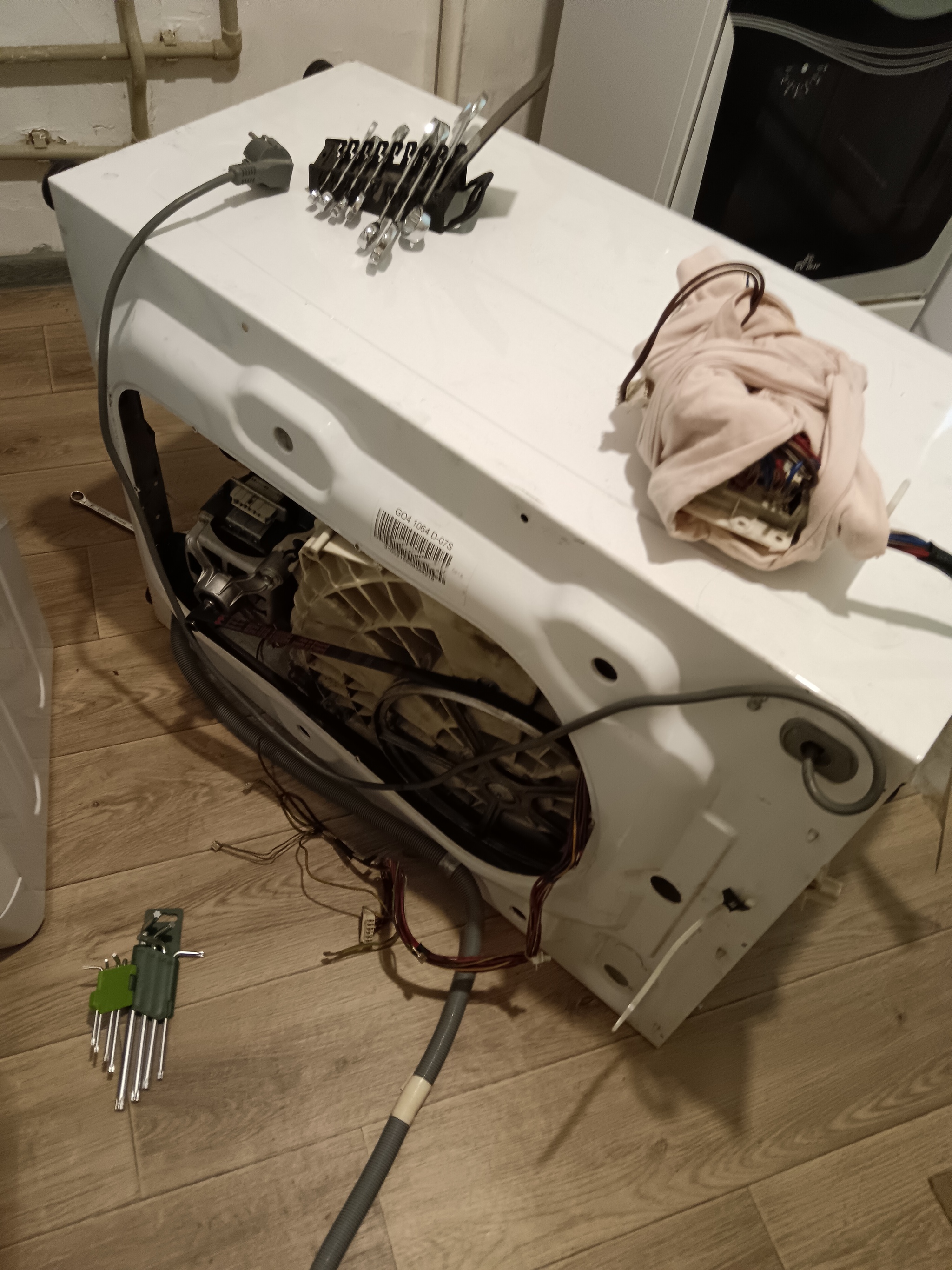 I'm dismantling the washing machine. Part 2 - My, Repair, Breaking, Parsing, Washing machine, With your own hands, Longpost