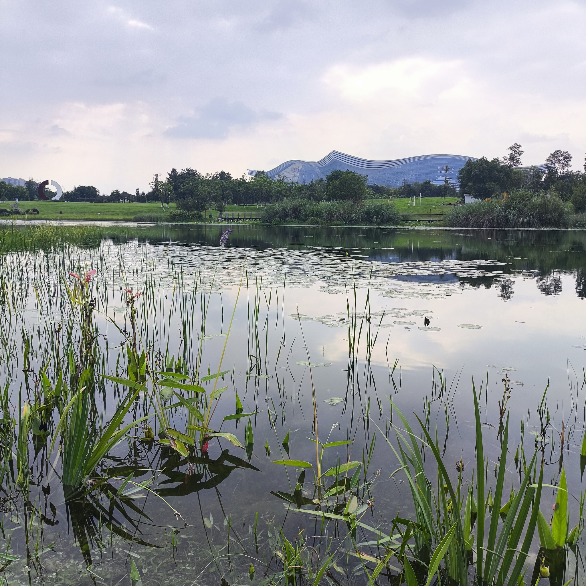 Diary of a trip to Melanesia. China. Day 31/33. The largest building in the world - My, Travels, Drive, Informative, Relaxation, China, People, Around the world, Life stories, Kindness, Observation, Video, Longpost, Melanesia