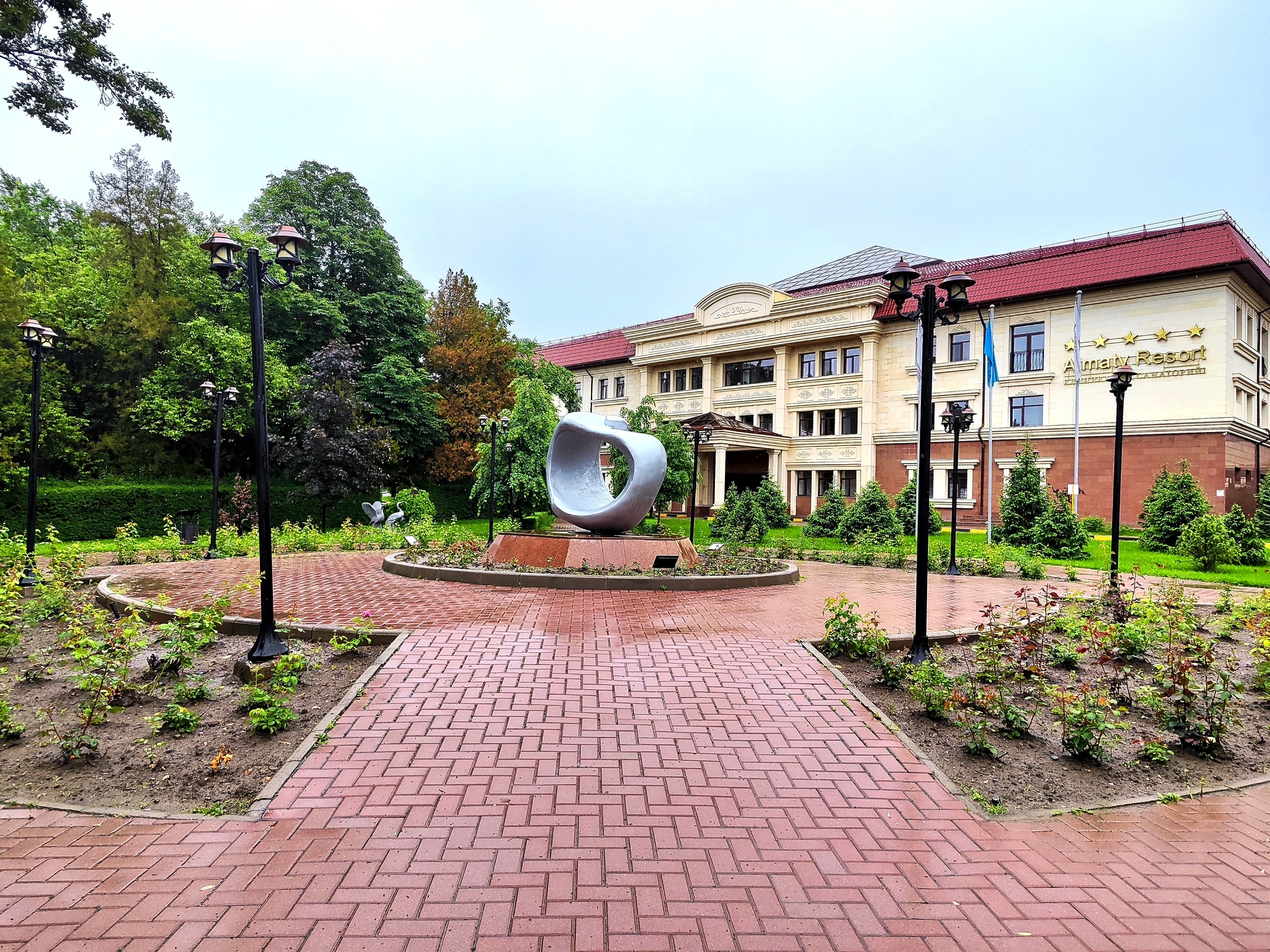 Kazakhstan. Sanatorium complex Okzhetpes Almaty. A beautiful place to relax from the city noise - My, Kazakhstan, Almaty, Nature, Squirrel, Longpost