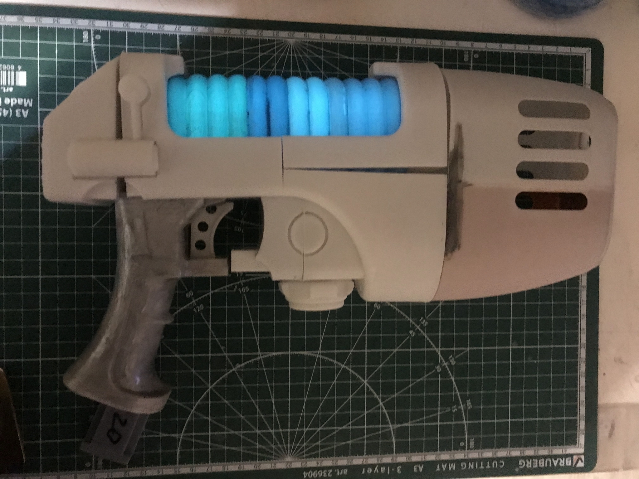 Making a Plasmagun from Warhammer 40k with your own hands. Part I. Prototype - My, Modeling, Warhammer 40k, Needlework with process, Cosplay, Needlework, 3D modeling, Photopolymer printing, Longpost