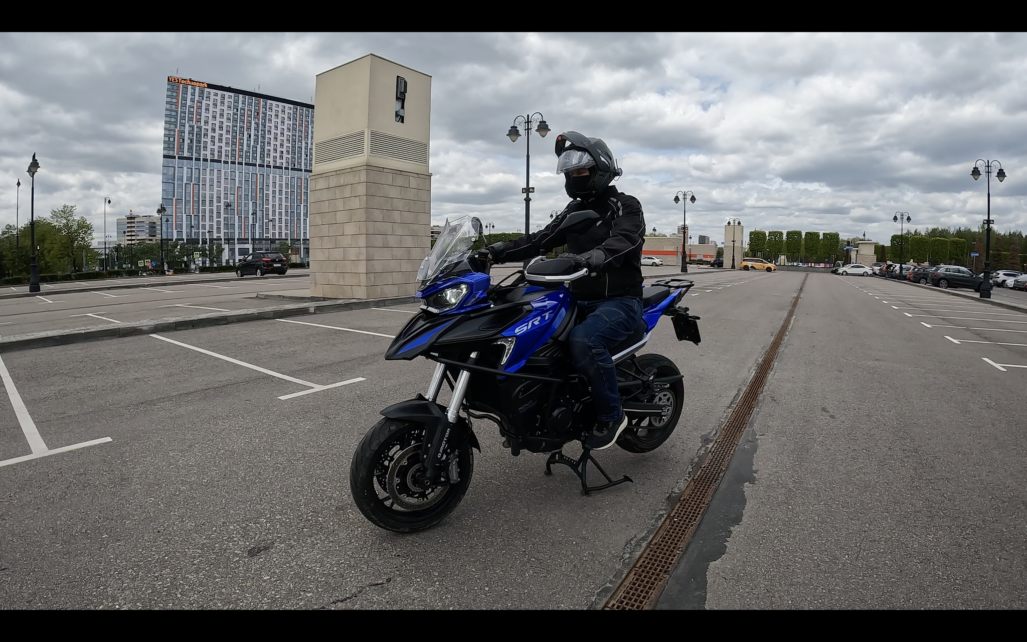 Review of QJ Motor SRT 800 - Kilometer Eater - My, Motorcyclists, Youtube, Overview, Test, The photo, Speed, Vertical video, Moto, Track, Comparison, Video, Longpost