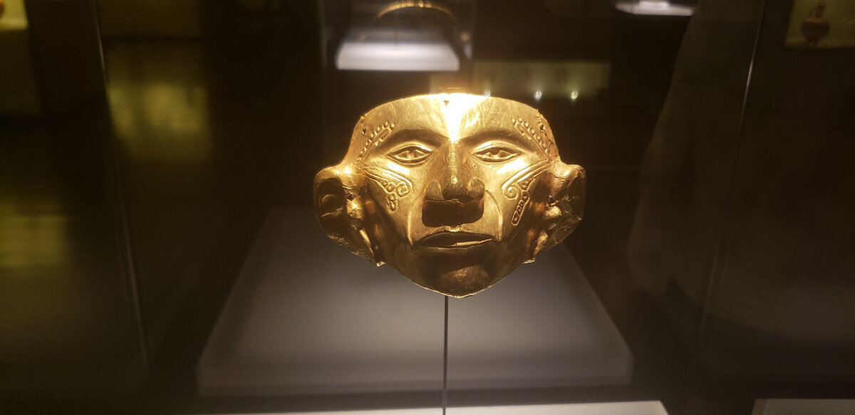 Museum of Gold. Bogota. Colombia. Part 3 - My, Colombia, Bogota, Travels, Solo travel, Bike trip, South America, A bike, The mountains, Gold, Museum, Road, Longpost