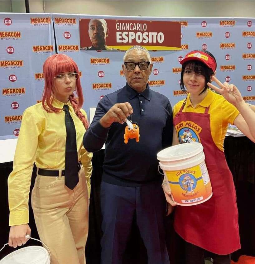 Nothing unusual, Gustavo Fring is crushing the anime market for himself, now this is his new profitable place to promote his product - Gustavo Fring, Breaking Bad, Humor, Cosplay, Cosplayers, Anime, Anime, Makima, Giancarlo Esposito, Serials, Foreign serials, Actors and actresses, Los pollos hermanos, Megacon