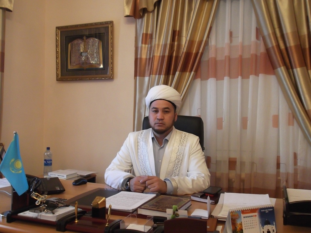 The chief imam of the Kostanay region was detained drunk driving - Kazakhstan, Punishment, Behind the wheel, Kostanay region, Video, Youtube