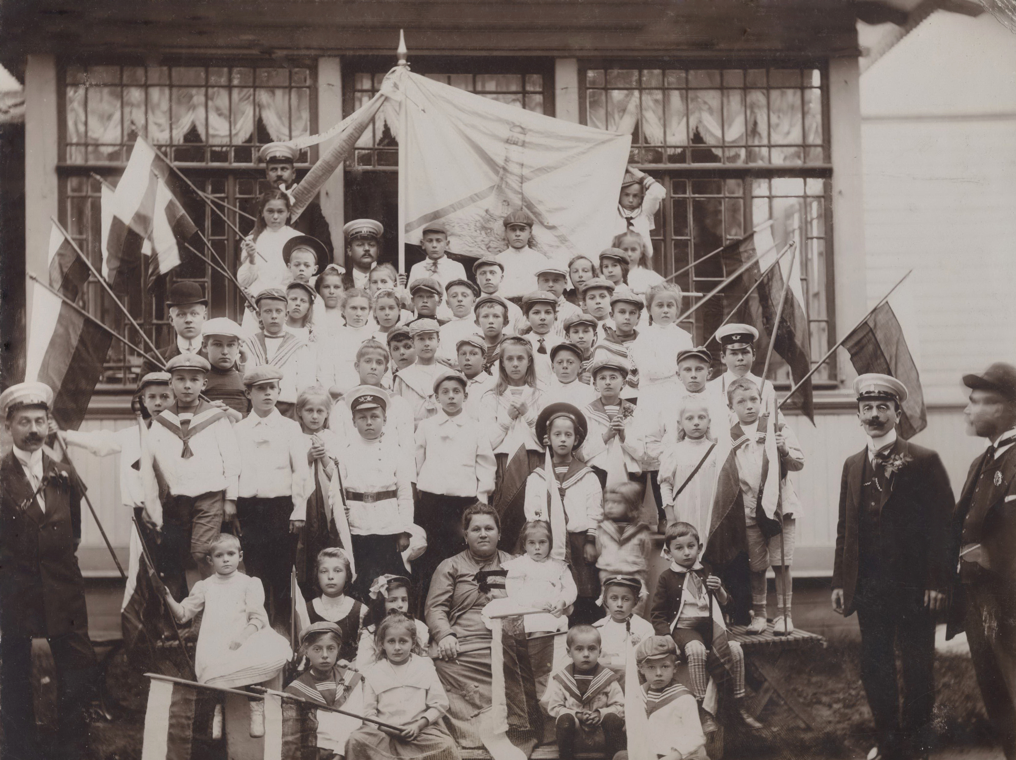 1911 children's lighthouse in the Finnish village of Terijoki - Black and white photo, Lighthouse