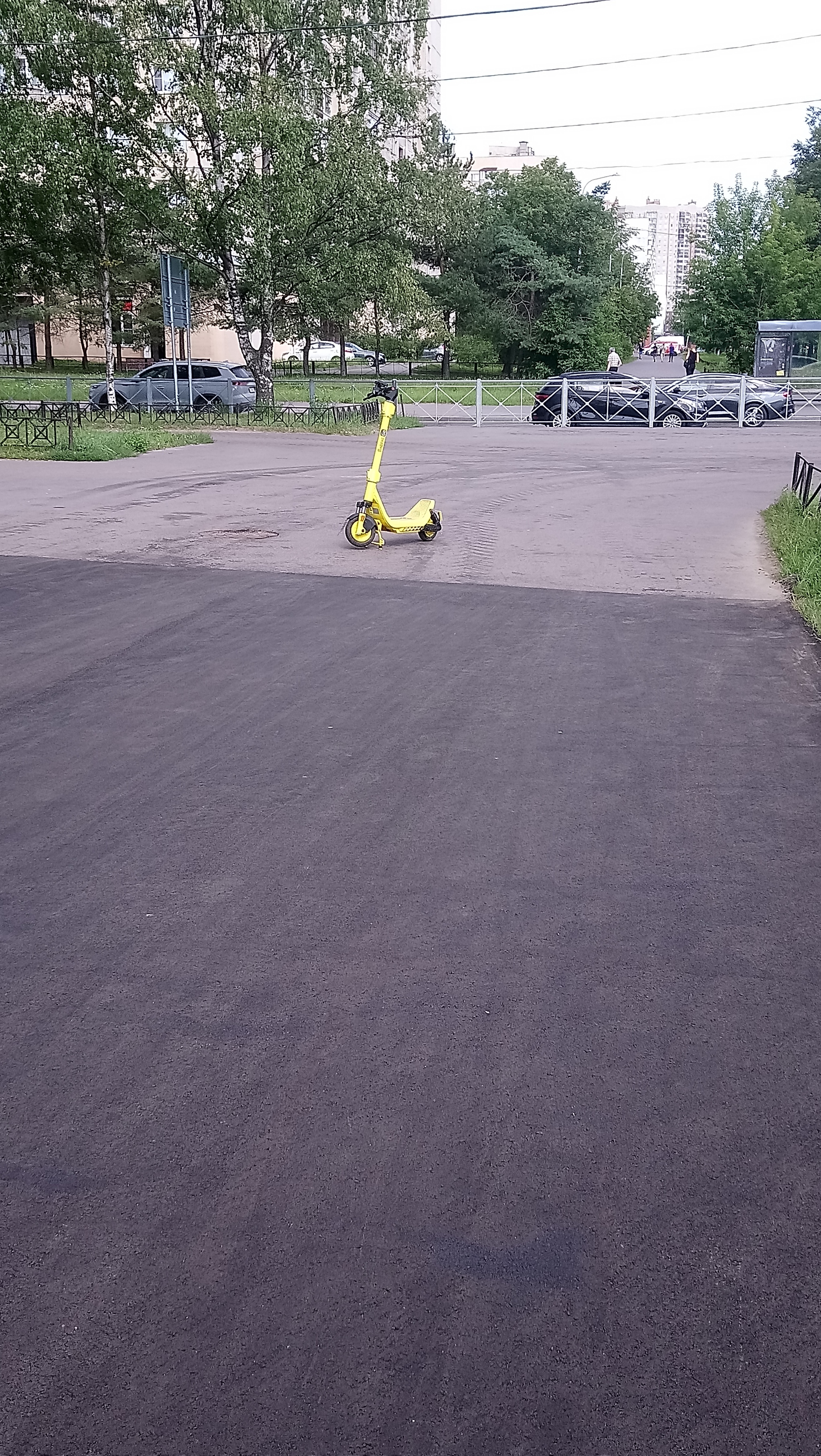 Electric scooter parking in St. Petersburg... - My, Stupidity, Infuriates, Saint Petersburg, Scooters, Longpost