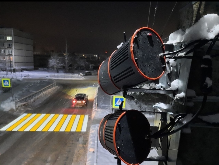 Projection pedestrians! - Crosswalk, Safety, Road traffic